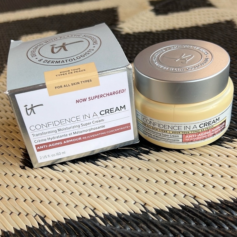 it Cosmetics Confidence in a Cream